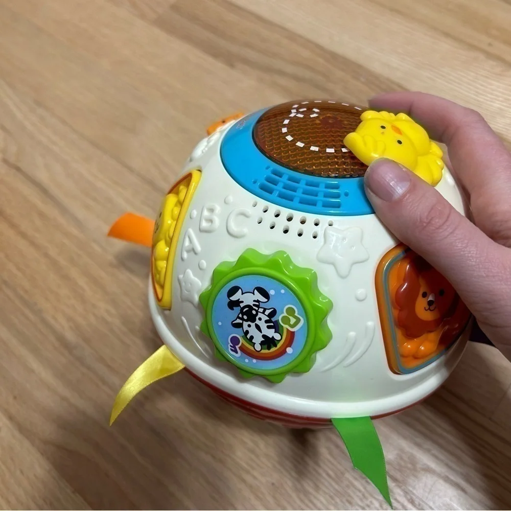 Vtech Light & Move Learning Ball Baby Toy Sounds Music